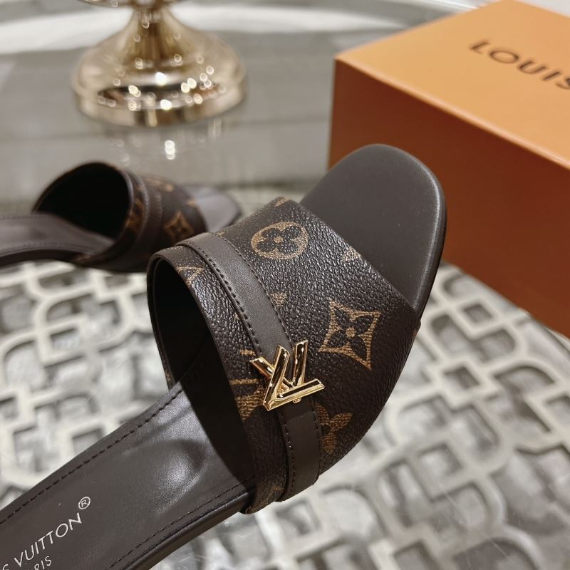 Louis Vuitton Slippers